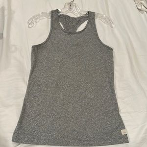 Women’s Vuori tank - size Medium